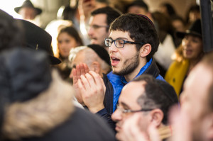 BLAKE EZRA CHAZAK HACHNASAT SEFER TORAH 0314 (1)